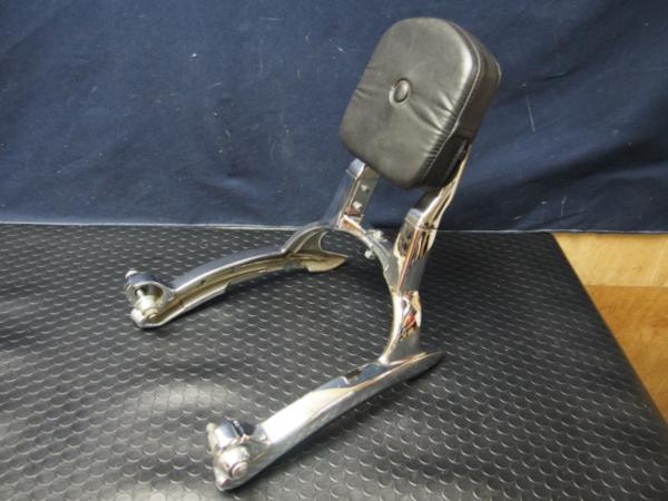 ガリ傷無し。ビラーゴ250純正バックレスト/モール