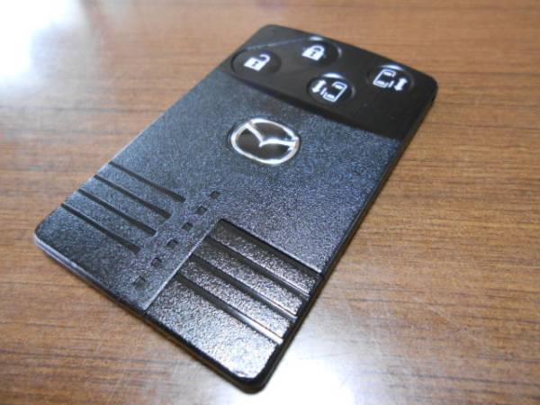 ★マツダ 4ボタン キーレス スマートキー カードキー★美品③