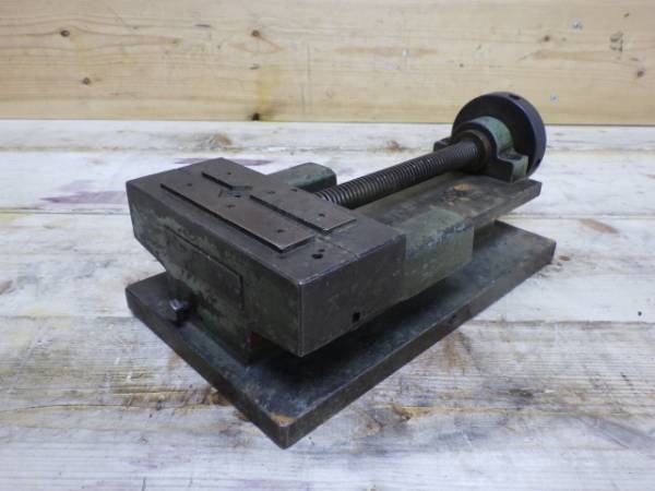 p208■ 坂崎鉄工 テーブルバイス 旋盤バイス 機械バイス 中古品