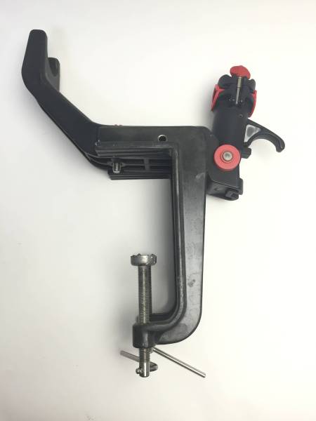 第一精工 ロッドキーパー ハイラーク18 定価18，000 竿掛け竿受