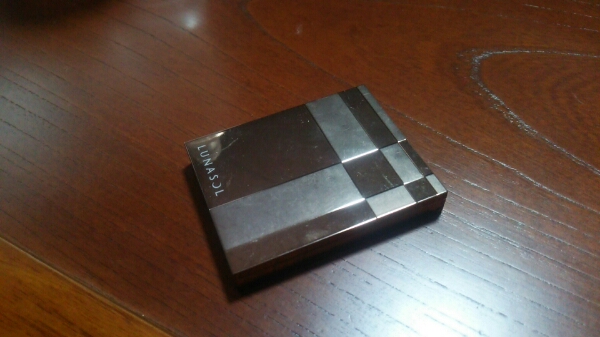 ルナソル スキンモデリングアイズ01 BeigeBeige 新品 未使用