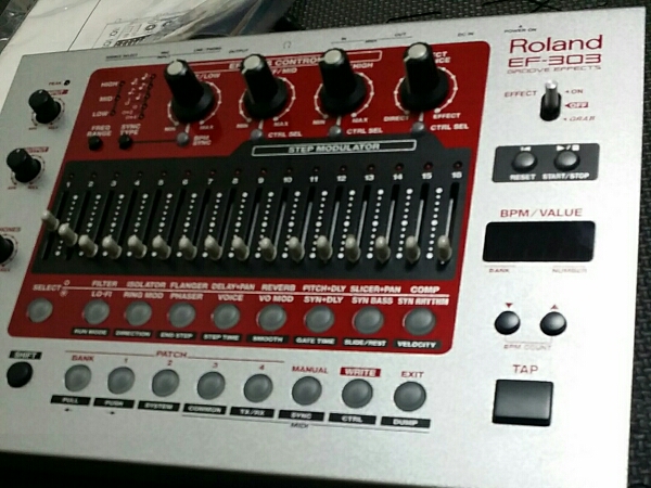 Roland EF-303 - Groove Effects 公式通販 GROOVE EFFECTS