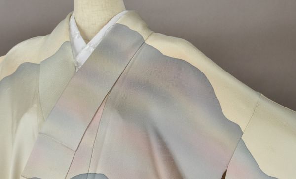 ☆着物　はなせい★正絹　　落款入り　訪問着　01377