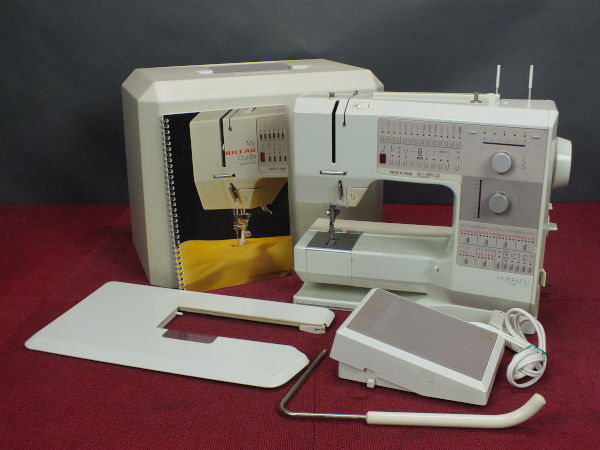 RICCAR ホリデーヌ1240 ミシン＊現状品