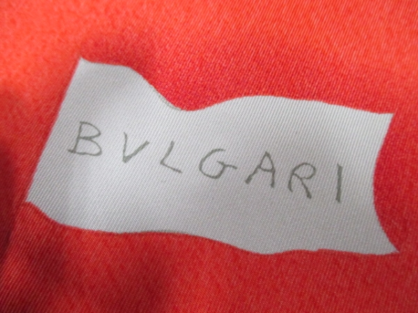 ブルガリ スカーフ 新品同様 レッド×ベージュ×ダークブラウン