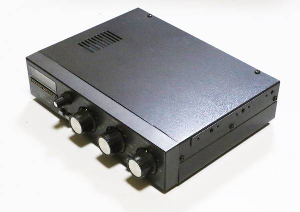 八重洲 YAESU FC-700 HFアンテナチューナー
