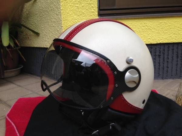 USED中古momoDESIGNシールド付きジェットヘルメットXS・S白/赤