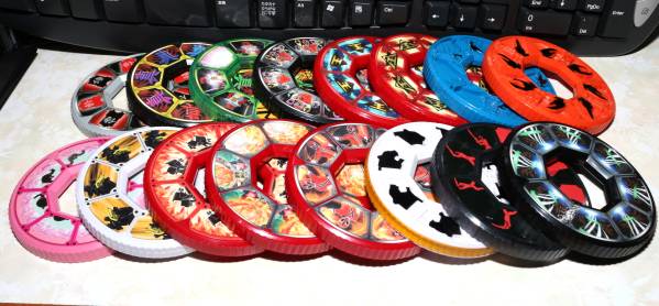 侍戦隊シンケンジャー 秘伝ディスク 大量１６枚 限定ディスク