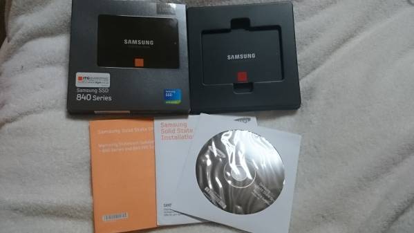 サムスン 120GB 2.5インチ SSD 840 SATA PS3 ハードディスク