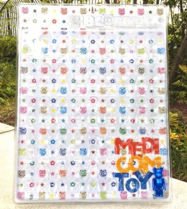 BE@RBRICK ディスプレー ブリスターボード ソラマチマルチカラー