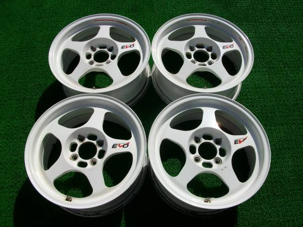 ディスモンド リーガマスター 6.5J+35 4本 PCD100-4H