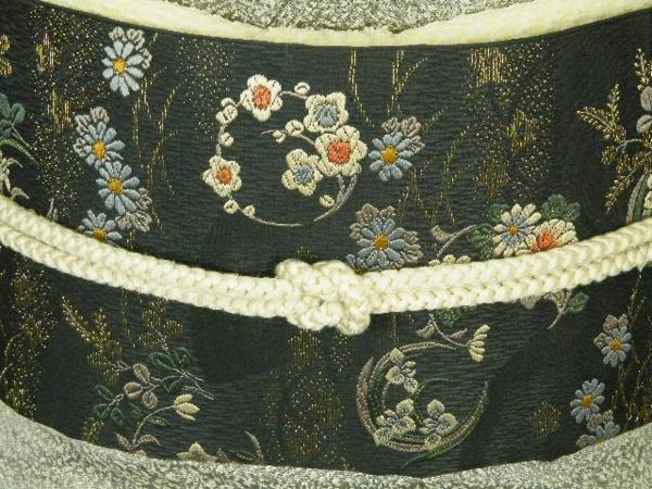 ◇衣紋屋◇8740 【1円～】四季花文様 袋帯 正絹 消炭色 ***** | AQSCAN.US