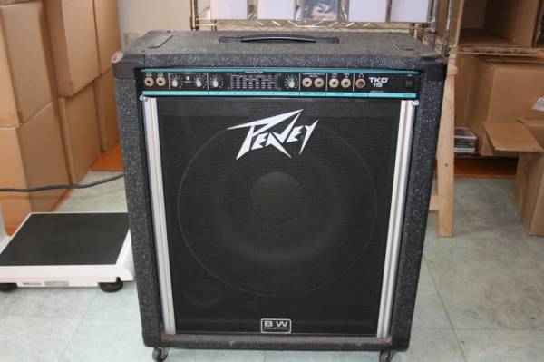 Peavey TKO 115 コンボ・ベースアンプ ピーヴィー