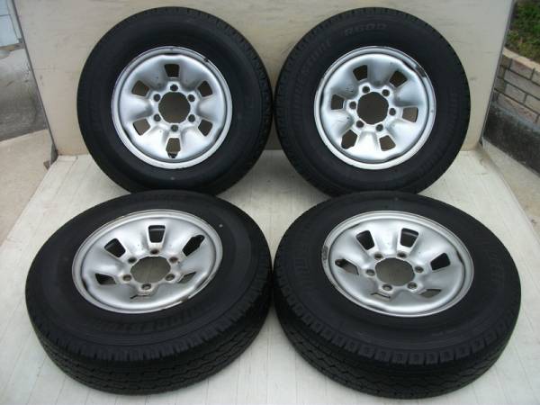 100系ハイエース 4WD純正ホイール 195/80R15 LT 4本 C04