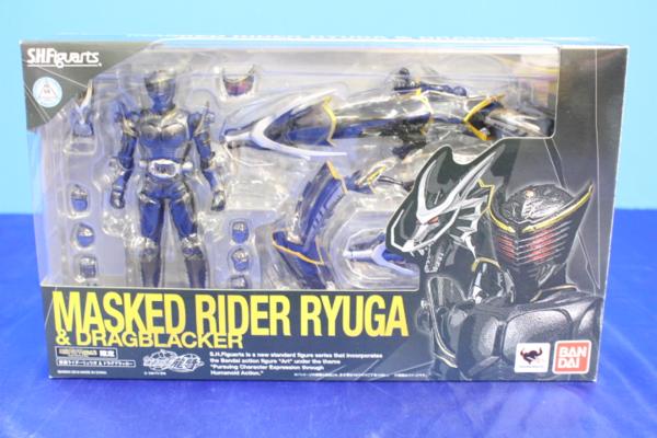 I3523/フィギュアーツ 仮面ライダーリュウガ&ドラグブラッカー 