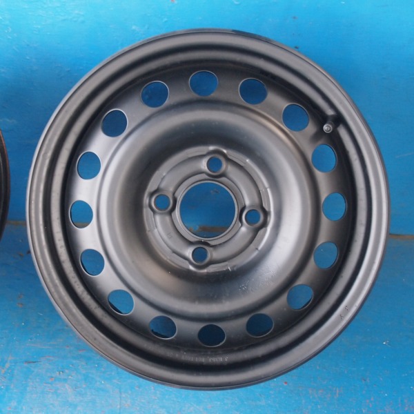 日産 14インチ 5J 4穴 100 鉄ホイール 4本組 Z11 キューブ等 タイヤ