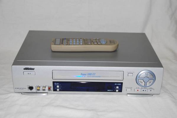 ☆ Victor ビクター ☆ S-VHS ET ビデオデッキ 【 HR-S300 】