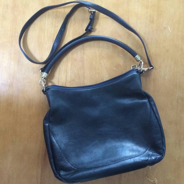 キタムラのショルダーバック 本革 冠婚葬祭に！