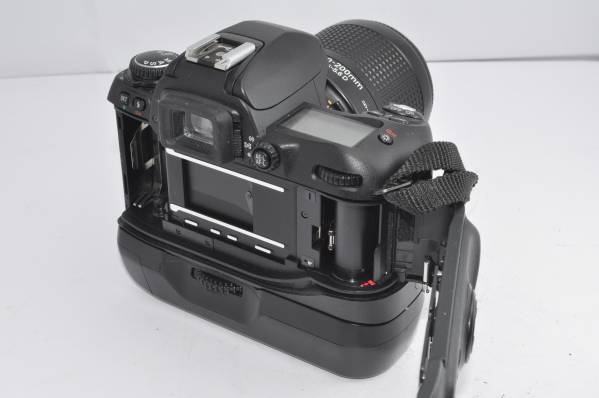 新品級★ニコン NIKON F80S+MB-16+28-80mm F4.5-5.6 D★586