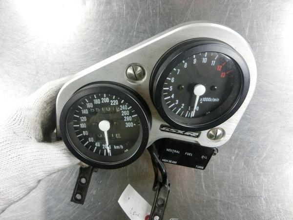 GSX-R1100 純正メーターAssy、300km表示☆GV73A Yahoo!オークション