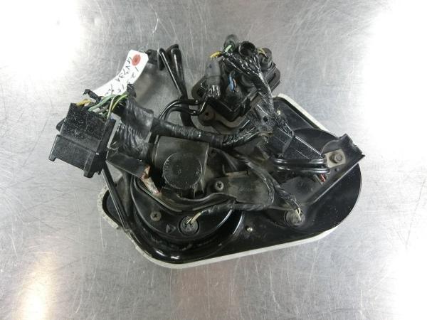 GSX-R1100 純正メーターAssy、300km表示☆GV73A Yahoo!オークション