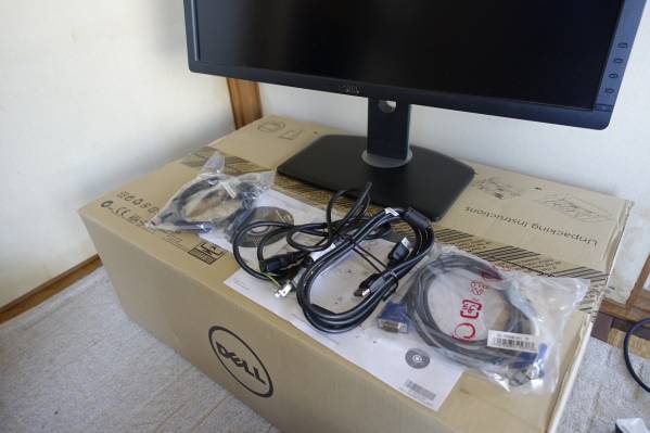 ■DELL 27型液晶ディスプレイ U2713HM WQHD対応 AH-IPSパネル■