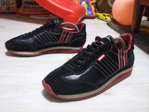 ★パトリック★スニーカー　黒×赤