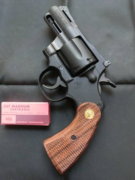 MGC コルト ユージパイソンリアルカスタム 2.5in ＨＷ 木グリ付