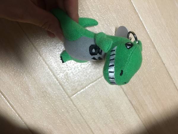 ☆パーリーゲイツ　非売品　キーホルダー　恐竜☆
