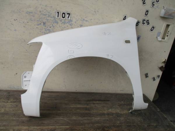 プロボックス NCP50 NCP51 左 フェンダー