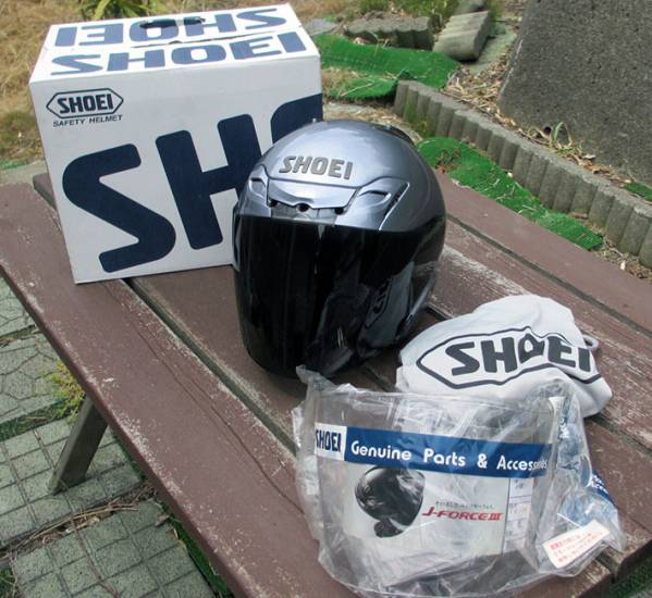 ☆SHOEI J-FORCE3 XL 傷あり シルバー 難ありで出品 自動車