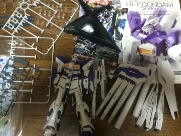 MG Hi-νガンダム ver.ka&RG ウイングガンダムゼロ素組ジャンク