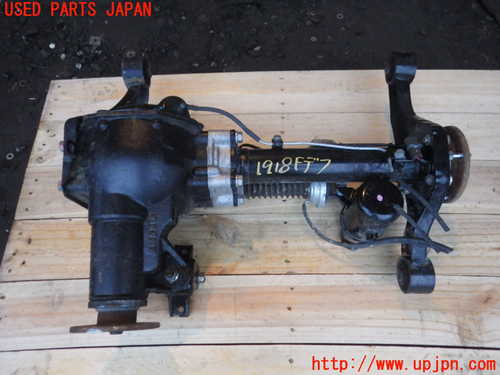 1UPJ-19184350]パジェロ ロング(V98W)フロントデフ 中古