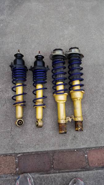トゥデイ　JA4 KYBローファースポーツ
