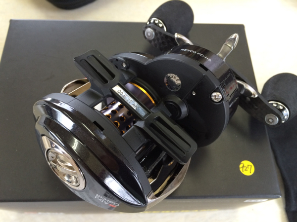 REVO レボ パワークランク 6 右ハンドル 新品 未使用 ベイトリール
