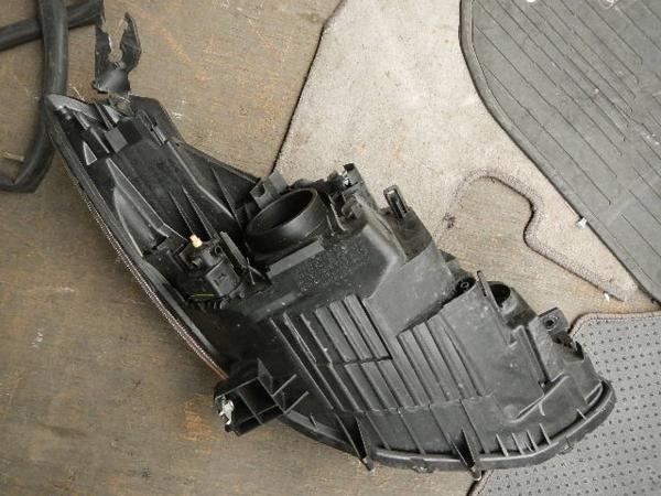 Y1171 DE3FS デミオ ハロゲン 左 ヘッド ライト 左ライト