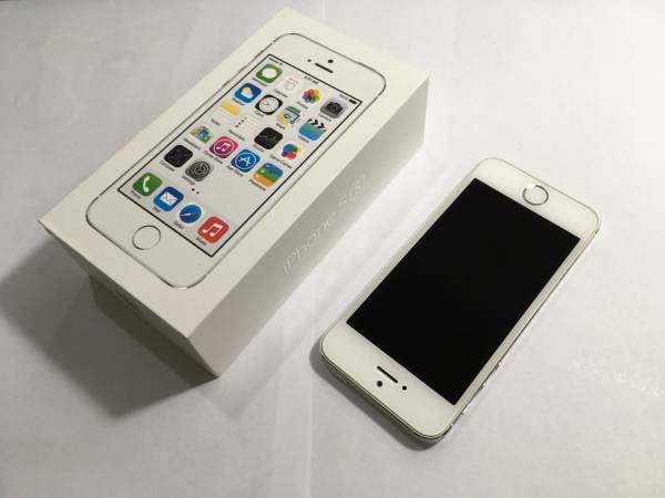 docomo iPhone5s 16G シルバー　美品
