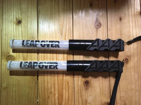 AAA ARENA TOUR 2016 LEAP OVER ペンライト2本セット 送料込み！