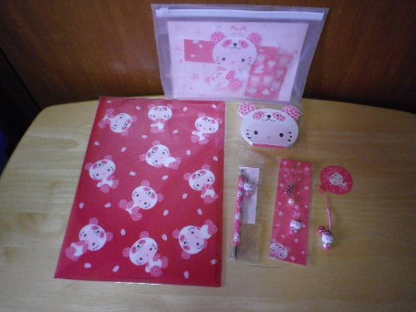 ハローキティ☆さくらパンダ6点セット　2010年