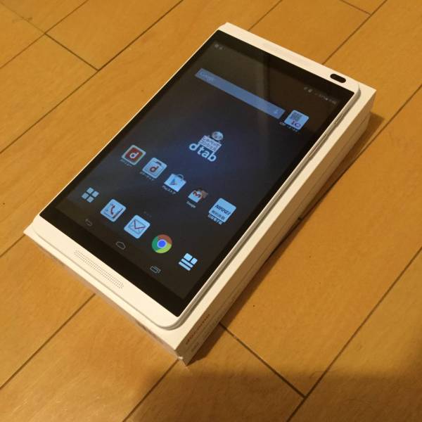 docomo d-01G (シルバー）simロック解除済