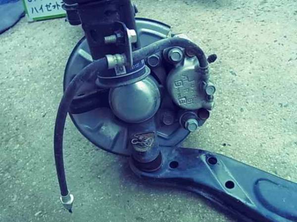 H25 ハイゼットS201P フロント Fストラット ショック ナックル右