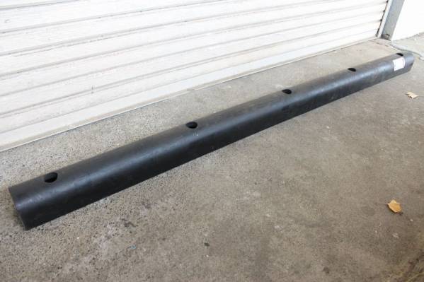 未使用 カーストッパー 衝撃緩衝・吸収 トラックターミナル等に