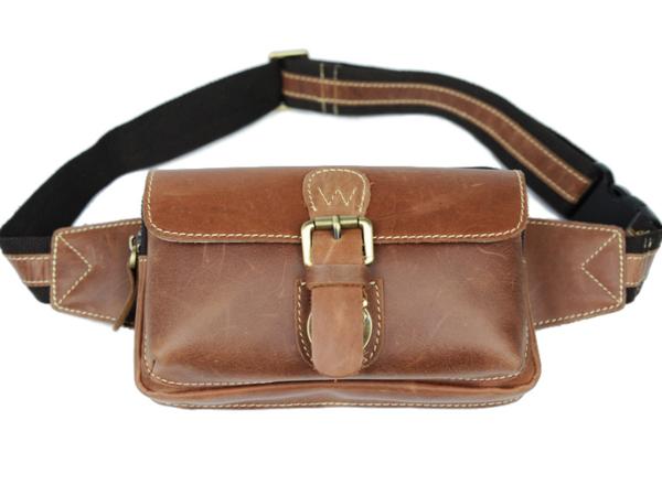 身軽に出かけたい時に重宝するウエスト＆ボディバッグ本革レザー