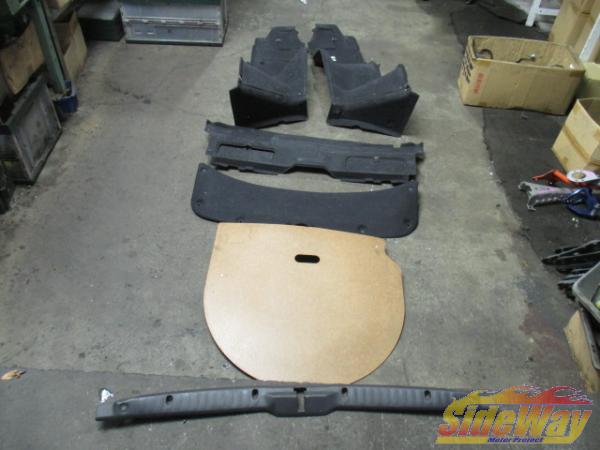 L_180SX(RPS13)トランク内 内張り6点【045N】