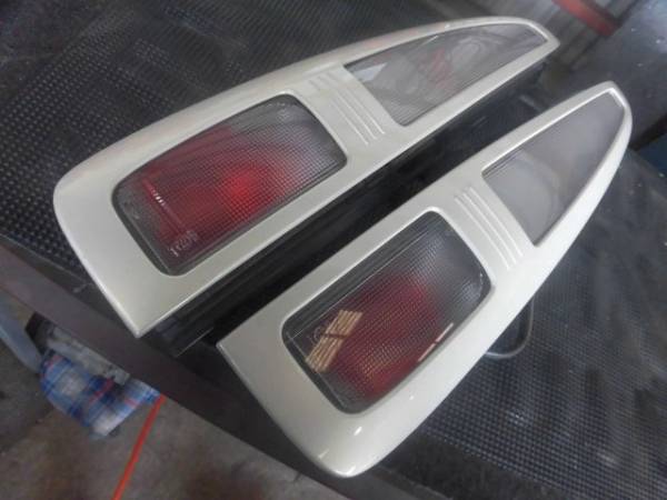D】ダイハツ ムーヴ L910S/L900S テール左右 メーカー不明 ソケット 