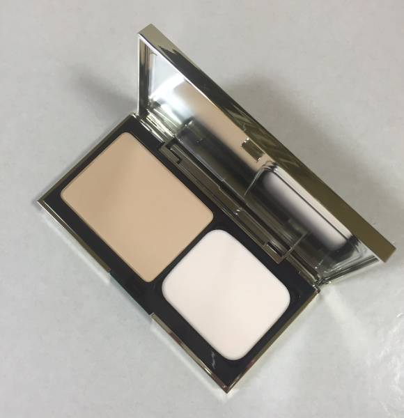 新品同様　ヘレナルビンスタイン　P.C.コンパクト　ファンデ