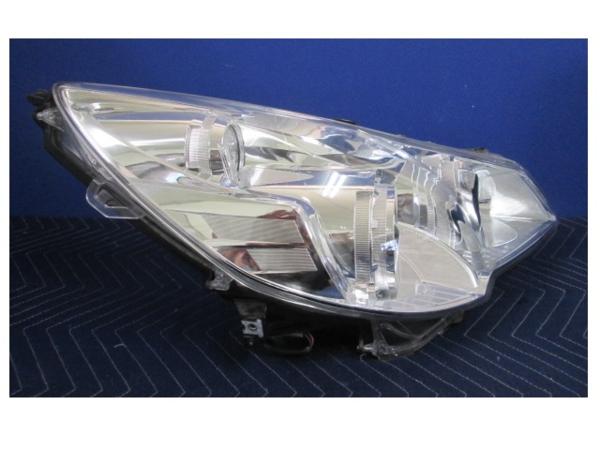 BR9 レガシィ 前期 右ヘッドライト 純正 100-20061 HID