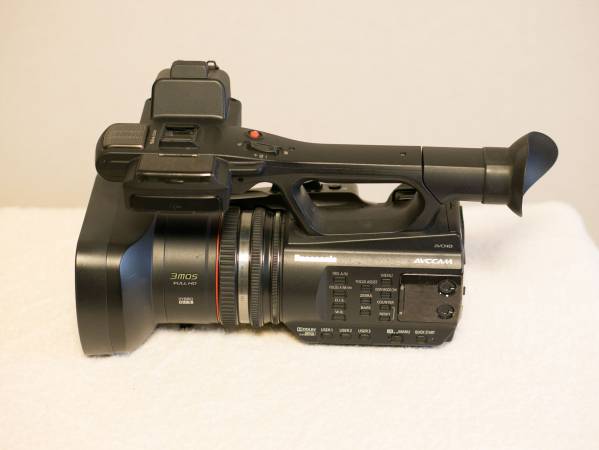 【中古品】Panasonic ビデオカメラ AG-AC90 オマケ/欠品あり