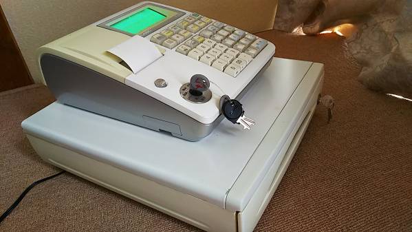 CASIO TE-300 カギつき 店舗から引き上げです 【公式通販】