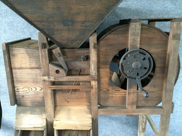 脱穀機 唐箕 とうみ 古い農機具 脱穀機 昭和 日本の歴史 旧家 古民